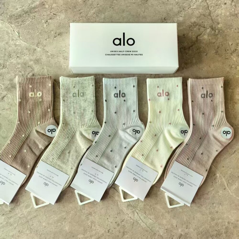 A12- ALO Yoga Women's Essential Pastel Polka Dot Half-Crew Socks 5-Pair Box Set